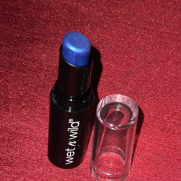 4/$20 Wet & Wild Lipstick - Picture 3 of 4